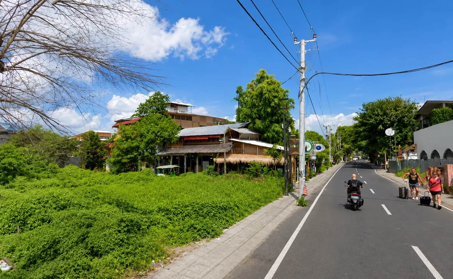 720m² Corner Land Plot – 100m to Canggu Beach